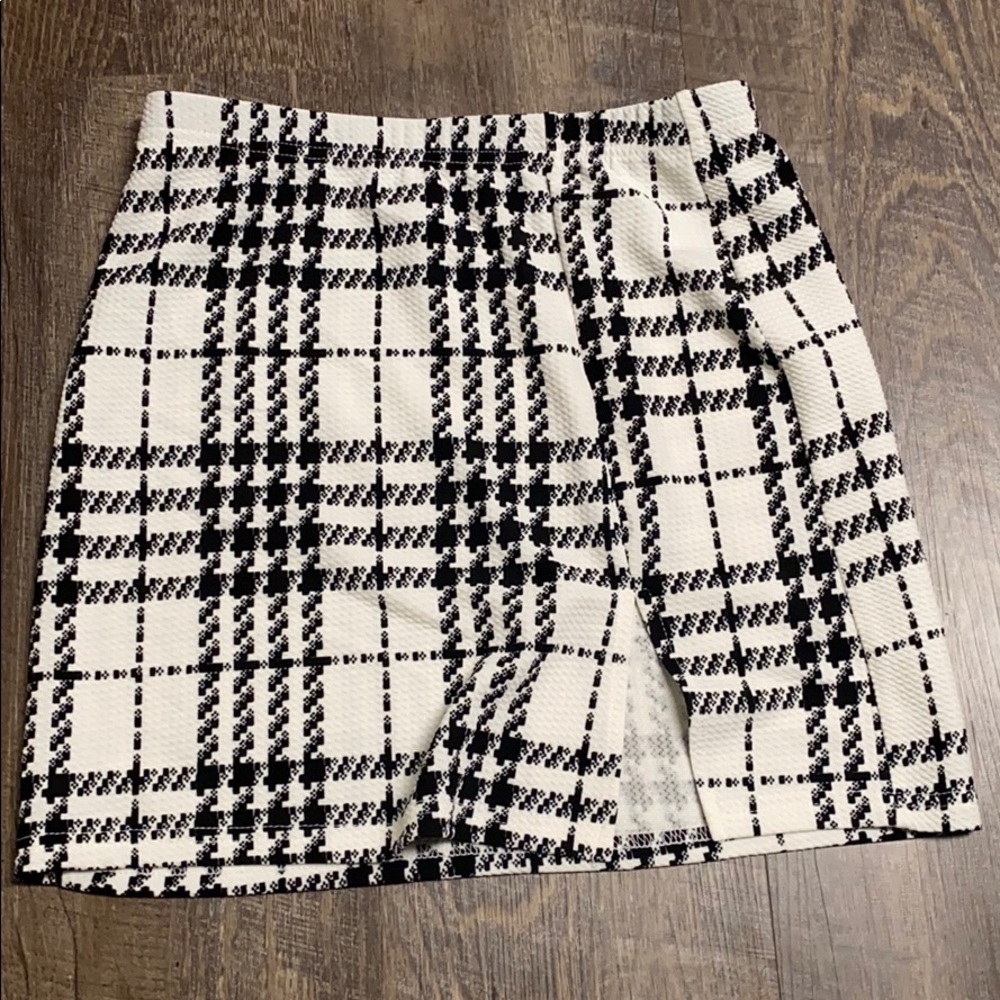 plaid skirt